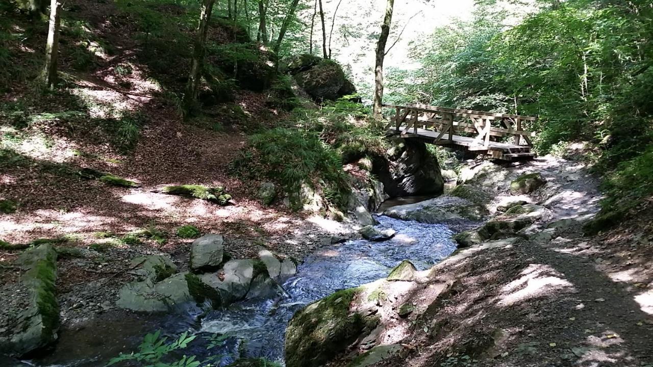 Landgasthaus Zur Kupferkanne Kobern-Gondorf Buitenkant foto