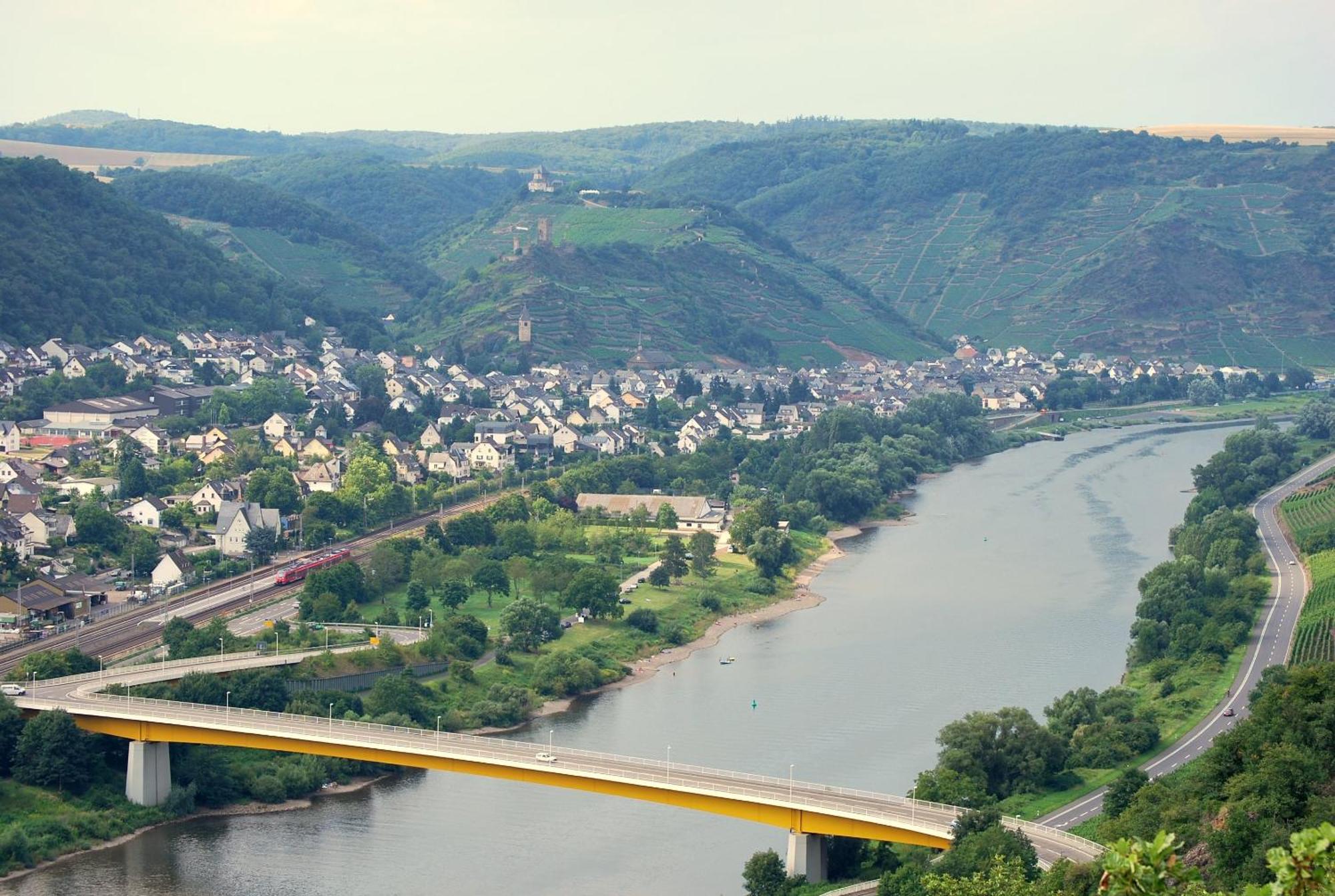 Landgasthaus Zur Kupferkanne Kobern-Gondorf Buitenkant foto
