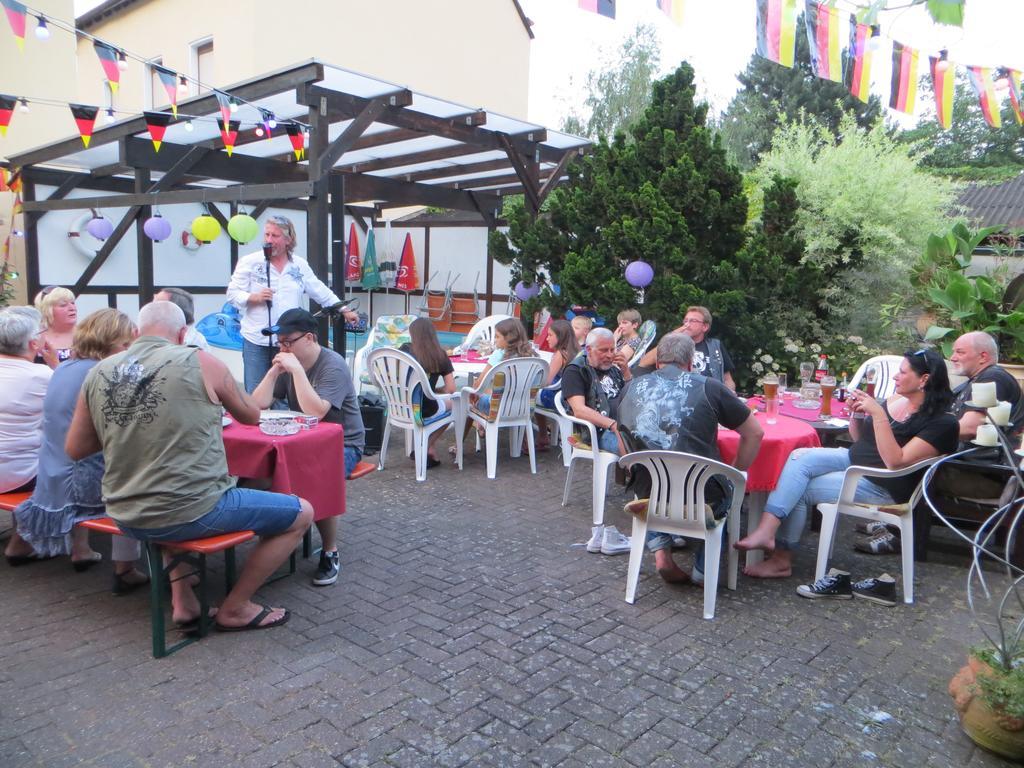 Landgasthaus Zur Kupferkanne Kobern-Gondorf Buitenkant foto